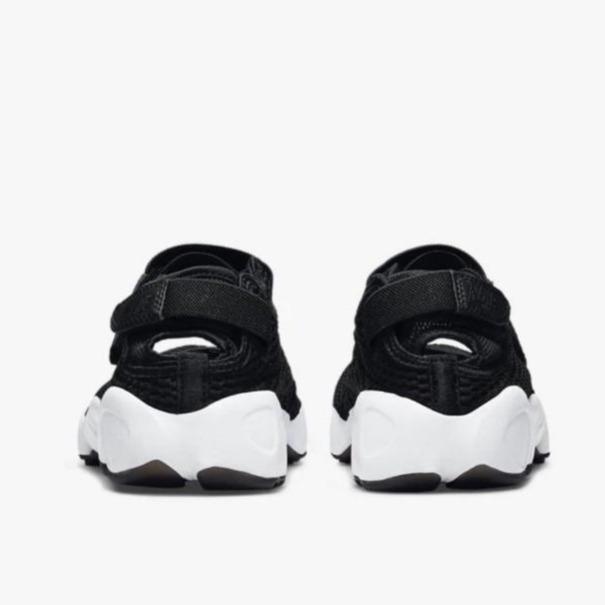 Sepatu Sandal Wanita Nike Air Rift Black White Tbk