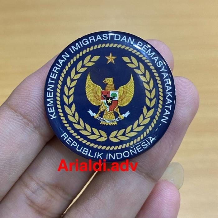 Pin IMIPAS terbaru kuningan lapis resin magnet pin KEMINIMIPAS logo terbaru magnet