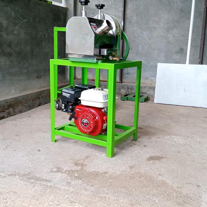 Mesin Es Tebu Lengkap dengan Penggiling Charlton dan Penggerak 5.5HP - -, -