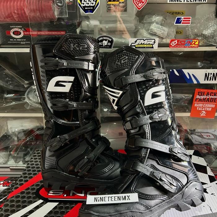 SEPATU BOOTS CROSS GORDON K2