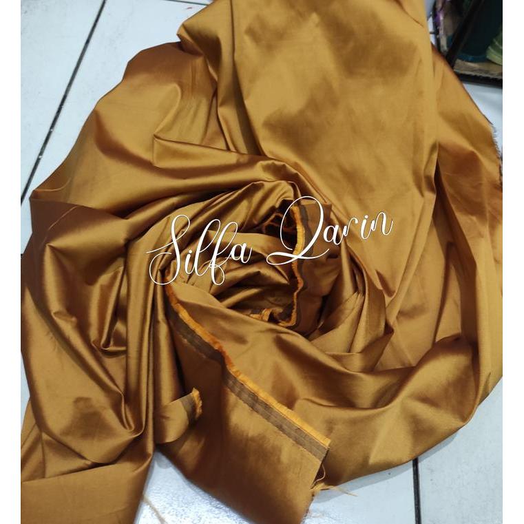 Kain Bahan Taveta Silk Doff Premium / Bahan Kain Tafeta Doff Korea