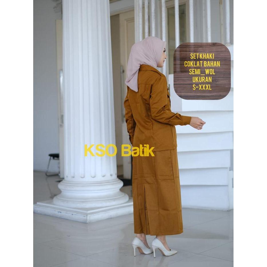 KSO BATIK KHAKI WANITA KERAH V NACK SAKU ATAS MODEL ROK SPAN TERBARU BAHAN SEMIWOOL / BAJU PEMDA /