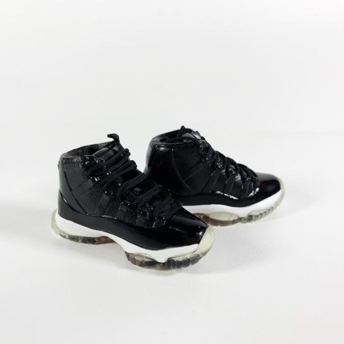 Ready AIR JORDAN 11 AJ11 JUBILEE 3D SNEAKERS KEYCHAIN MINIATUR