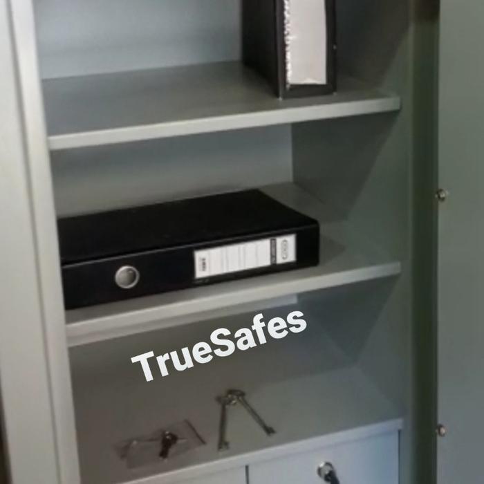 Premium Brankas Besar Excellence 5 Tahan Api Truesafes Tahan Bongkar Paksa Brankas Tahan Api Brankas