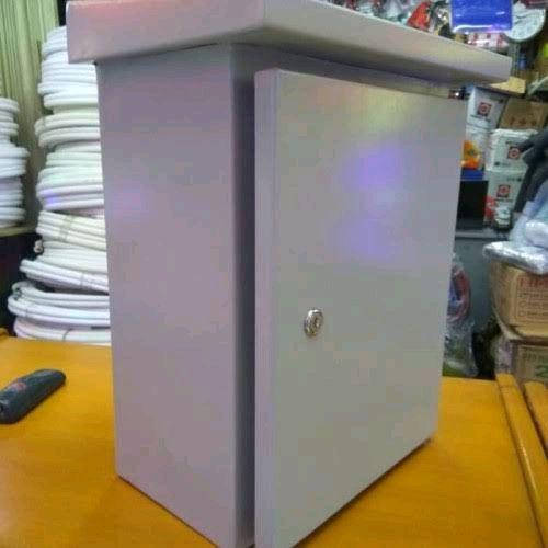Box Panel Listrik 40X30X20 Outdoor Topi Box Listrik Kotak Outdoor