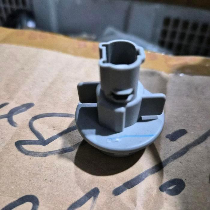 SOKET FITING LAMPU BOHLAM MOBILIO JAZZ