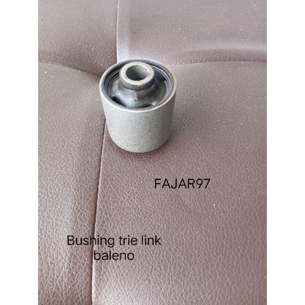 Bushing trie link roda belakang Suzuki Baleno