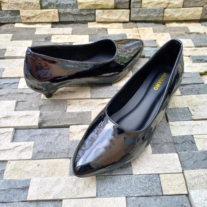 Donatello - Pantofel Agatha Black Glossy Size 36 48 Hak Runcing 3 Cm Heels Shoes