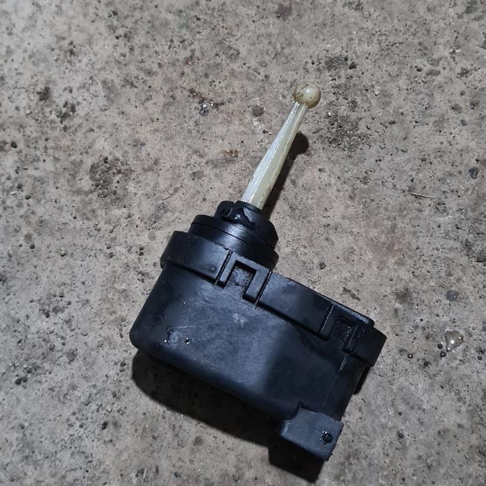 motor adjuster naik turun headlamp bmw e36