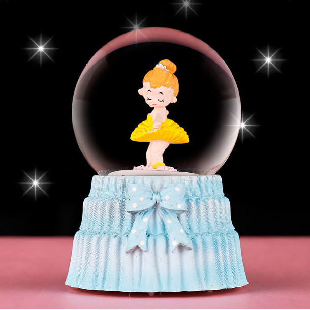 Crystal Ball Music Box Ballet Dancing Girl Birthady Gifts Glowing Snowflakes Music Box Home