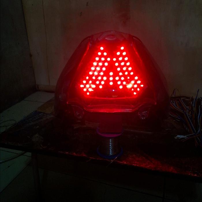 Stoplamp Running Beat Baru Deluxe/Street 2020-2024 10Mode Lampu Rem Kendaraan Motor