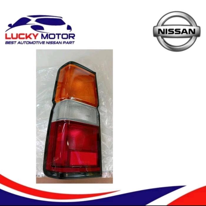 Lampu Stop / Stop Lamp Belakang Nissan Terrano Old