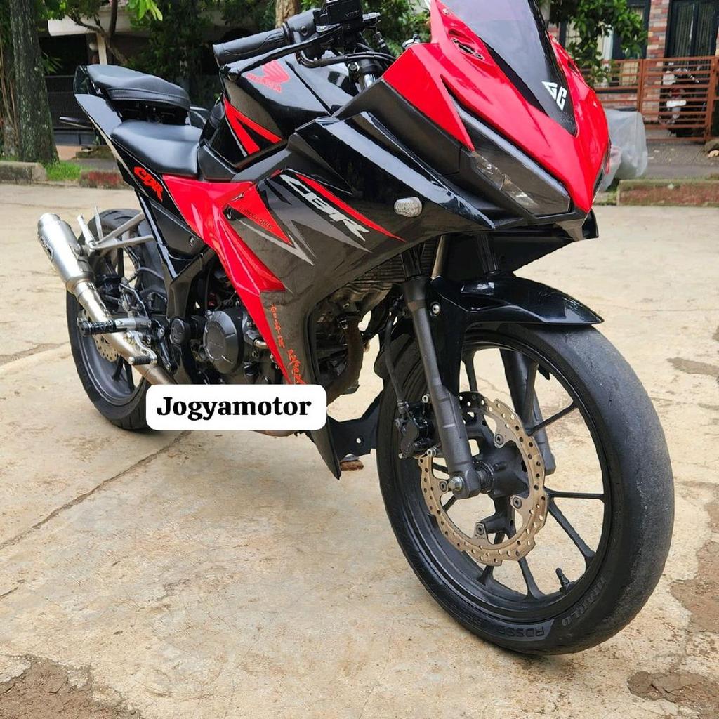 Honda New CBR150 Tahun' 2018 motor bekas berkualitas Jogyamotor