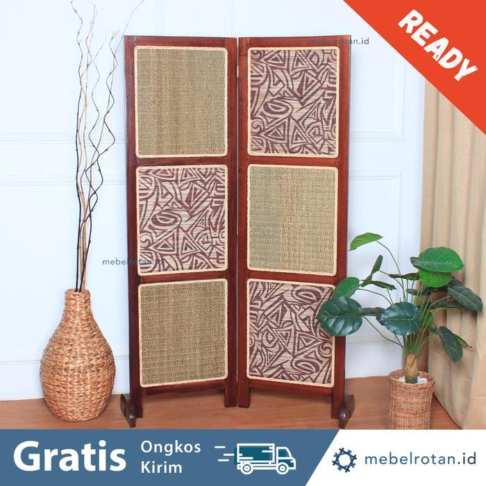 Partisi Ruangan Lipat Sketsel Kayu Square 2 Daun Penyekat Ruangan