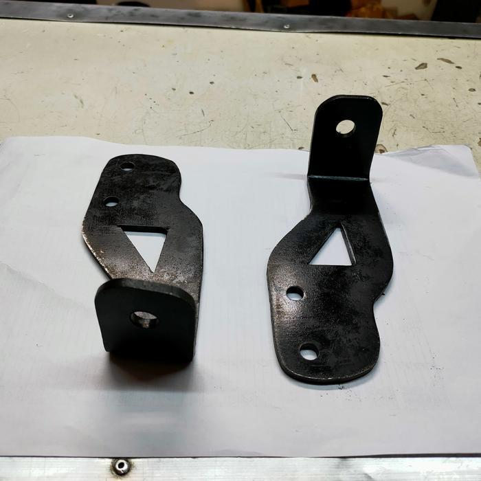 Bracket Dudukan Lampu Tembak Sorot Suzuki Jimny /Katana Sierra