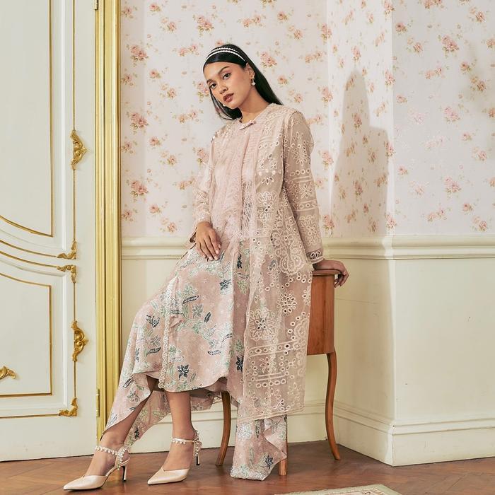 KARTINISLABEL - ZEITA - OUTER PANJANG ORGANZA