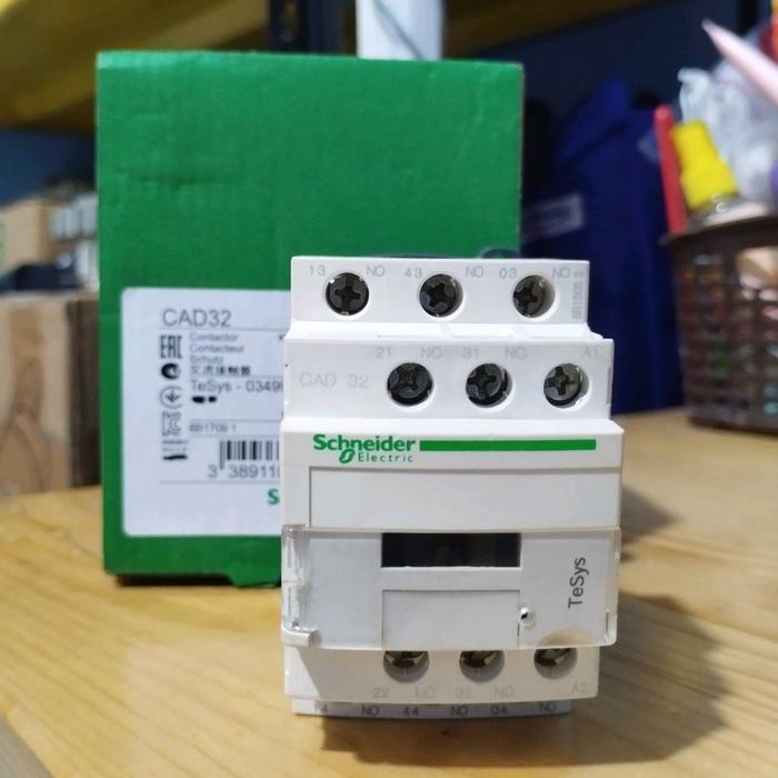 Kontaktor Schneider Cad32 10A Kontaktor Relay