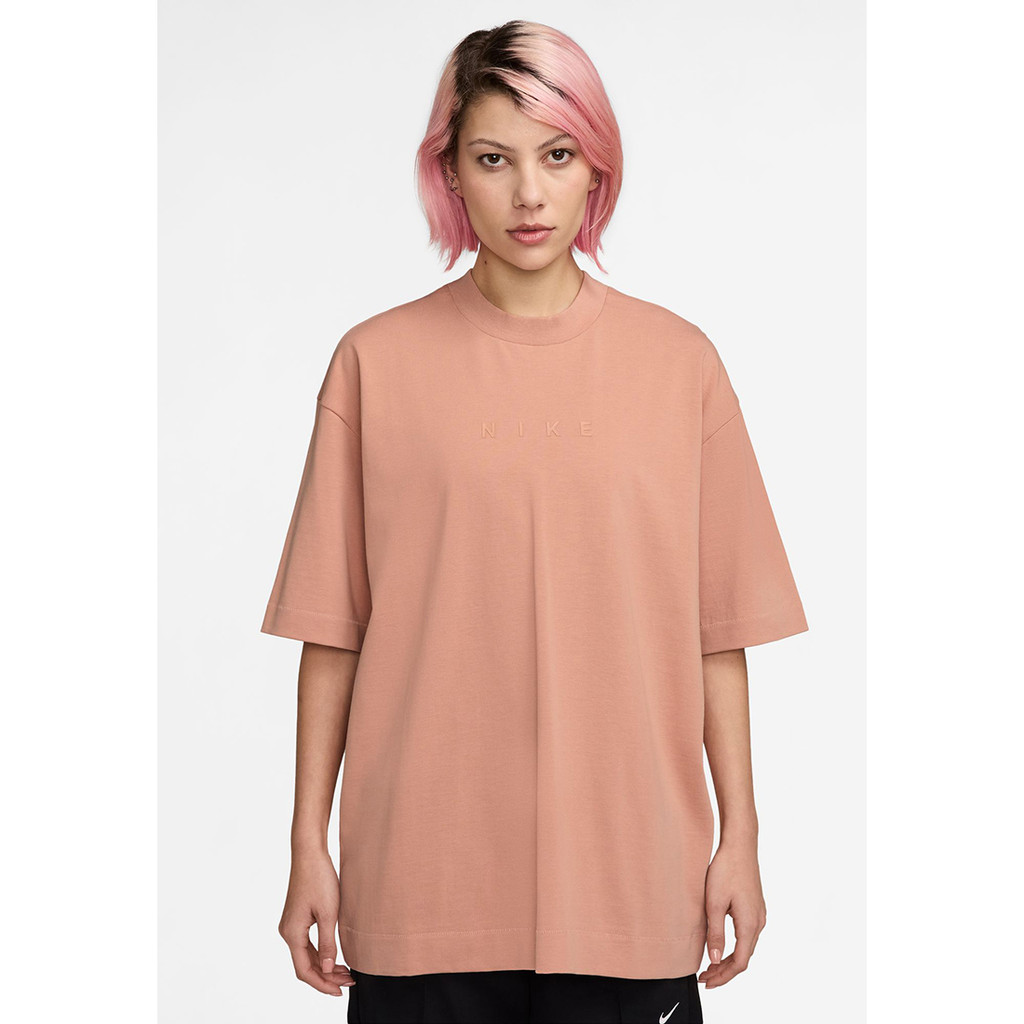 Nike Sportswear Short-Sleeve T-Shirt Wanita