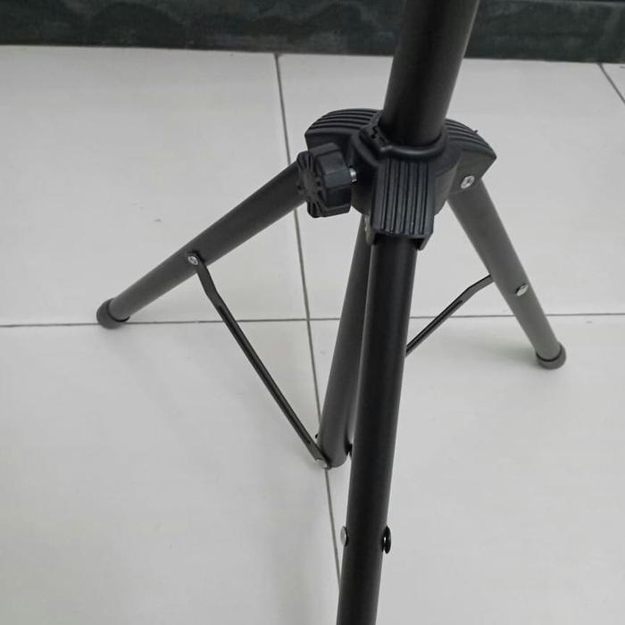 Musik stand / dudukan buku / stand book