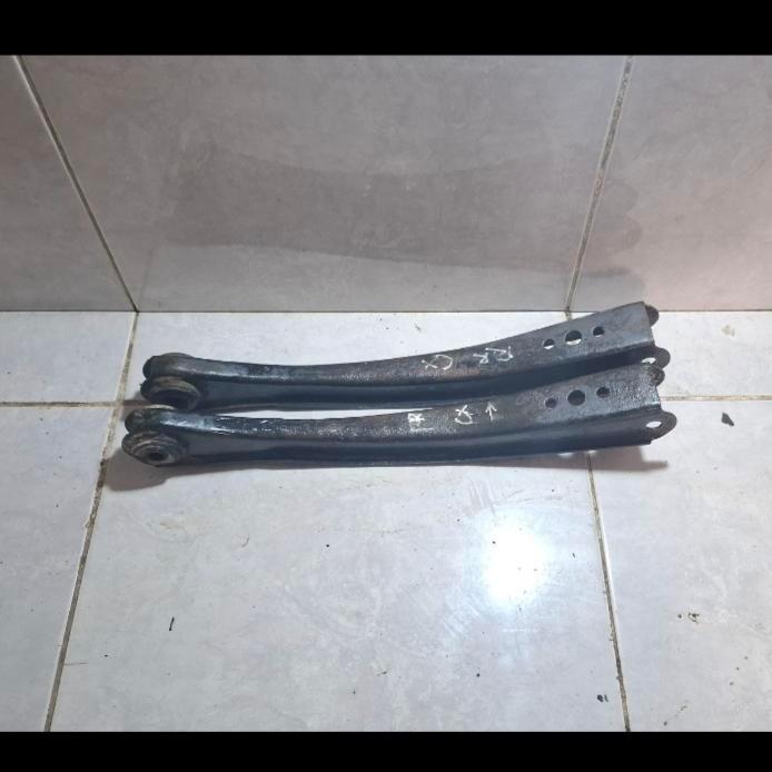 lower arm sayap belakang bagian kanan charade cx g100 winner