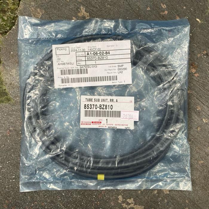 Selang Air Wiper Hiace Bensin RH11 Diesel LH11 Hilux Pickup Lama RN20 RN25 Land Cruiser Bundera Prad