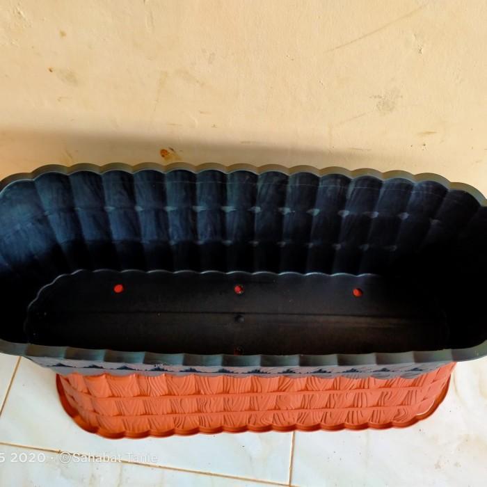 Pot Panjang 70cm Hitam