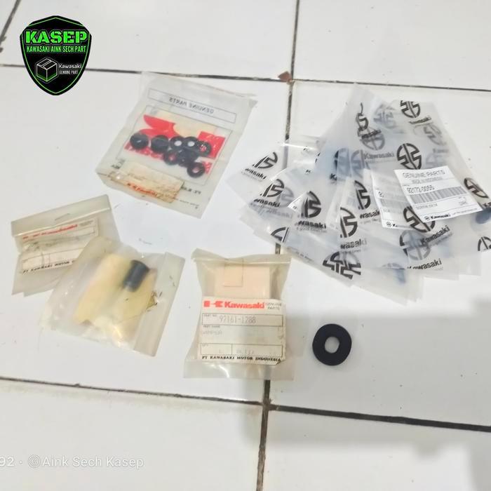 Baut Body Belakang Blitz R