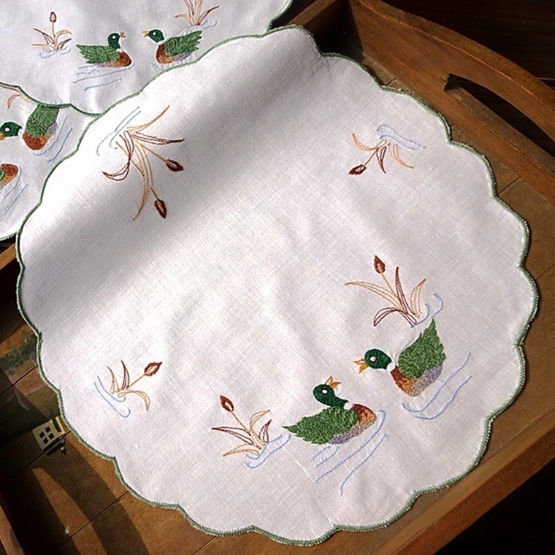 4PC Pure Cotton Embroidered Retro American Township Paid Fabric Cushion Flower Bottle Cushion Pads