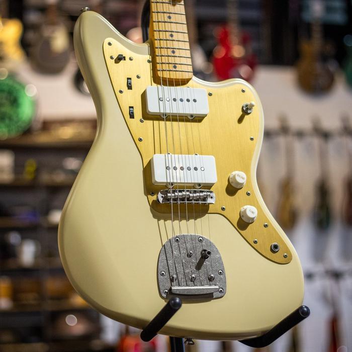 Anodized Vintage Gold Jazzmaster Pickguard Gitar Fender Squier - IM
