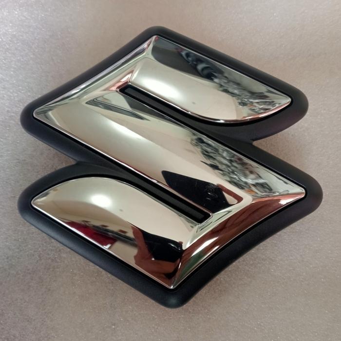 Ready emblem logo depan Suzuki APV arena original