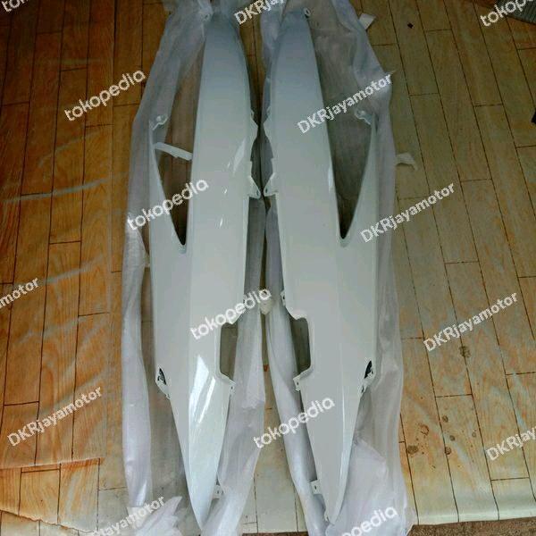 Body belakang Honda Vario 110 Fi Putih