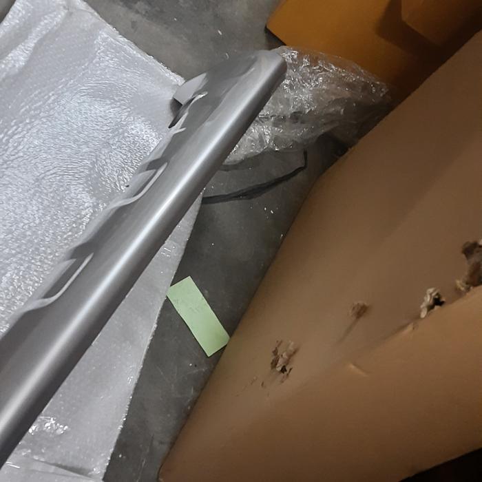 Spoiler Moulding Garnish Bemper Depan Tengah Pajero Sport 2009-2013