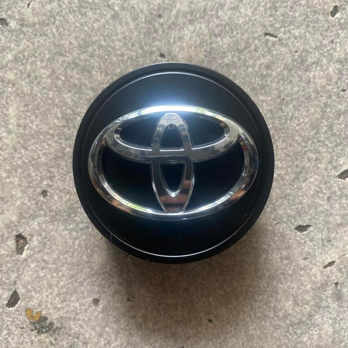 4260B-YP010 DOP RODA VELG INNOVA REBORN FACELIFT VENTURER ORIGINAL PASSSS