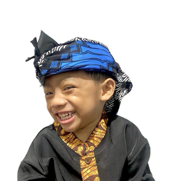 LUFFYSTORE Iket Sunda Tutup Bayi dan Anak Blangkon ANAK Iket Kepala Batik Totopong Bayi Biru Putih