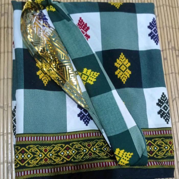 Promo Set Sarung Kotak Dan Udeng Jadi /Set Pakaian Bali /Oleh Oleh Bali Motif