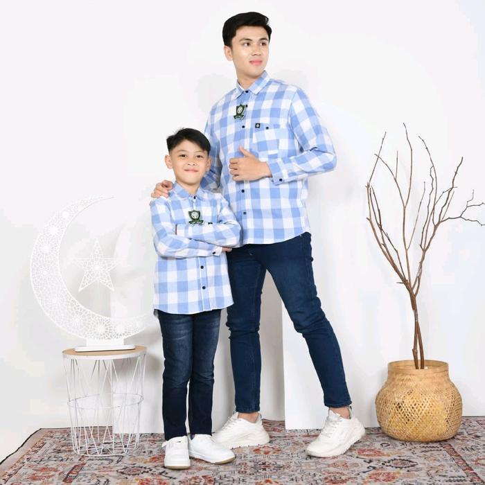 ORIGINAL Kemeja Flanel Couple Keluarga Ayah Ibu Dan Anak Lengan Panjang Motif Catur Biru Muda /
