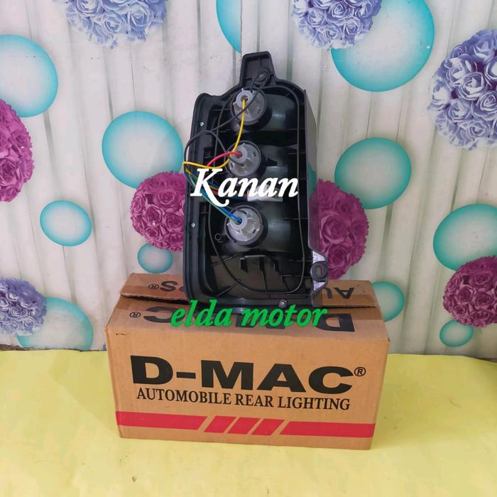 LAMPU STOP BELAKANG STOP LAMP KIJANG EFI KIJANG KAPSUL LGX TAHUN 2000 SAMPAI 2002 SEBELAH KANAN