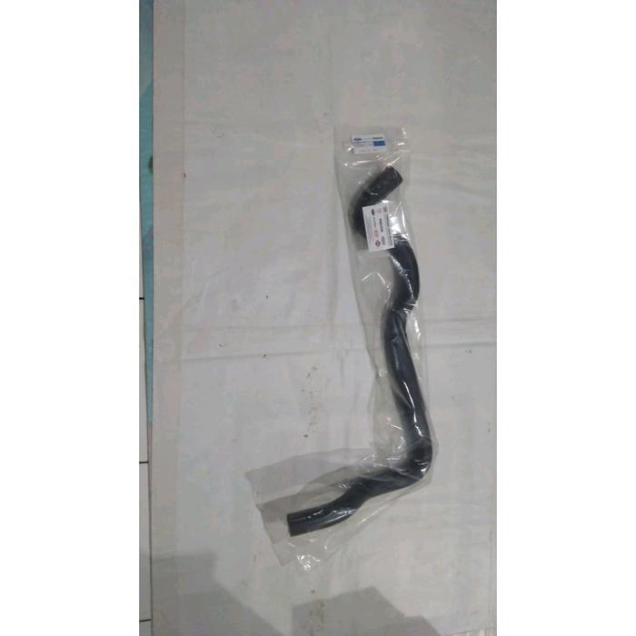 AKSESORIS MOBIL] SELANG RADIATOR ATAS FORD ESCAPE DAN MAZDA TRIBUTE 3000 CC SIAP PAKAI