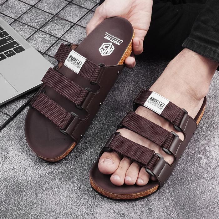 Calbi - - Sandal Slop Pria Casual Sendal Premium Santai Brady