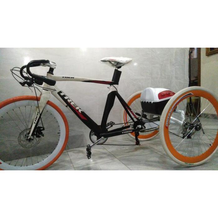 Three Wheel Aero Road Bike