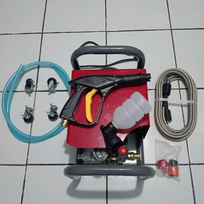 STEAM JET CLEANER 800W. REAIM