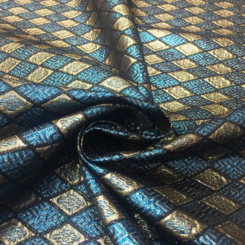 Yarn-dyed Jacquard Fabric Gold Rhombus Plaid Pattern Autumn Winter High-end Dress Windbreaker Coat