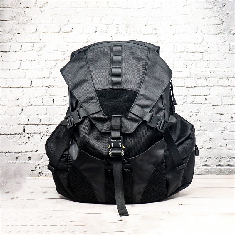 1017 ALYX 9SM Black Backpacks Buckle Closure Nylon High Capacity Computer Bag 1:1 Best Quality
