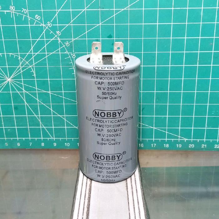 Kapasitor / Capasitor (500uf - 250vac)