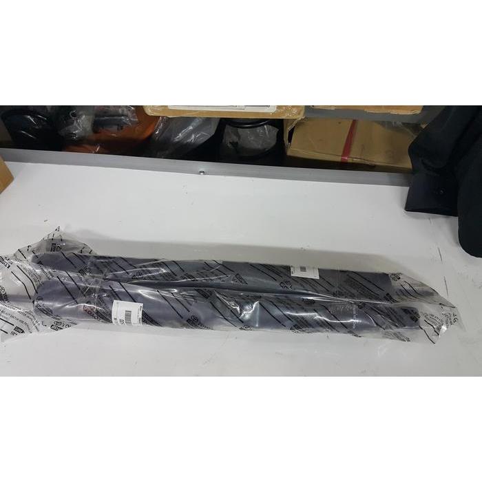 Shock Breker Belakang Innova Original