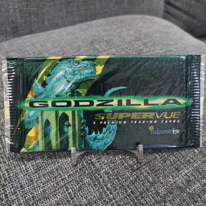 Inkworks 1998 godzilla supervue trading card sealed pack (long card)