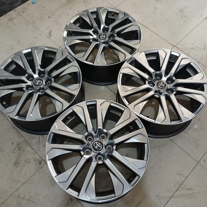 Velg Second Replika Innova Zenix Q Ring 18 Lubang 5X114,3