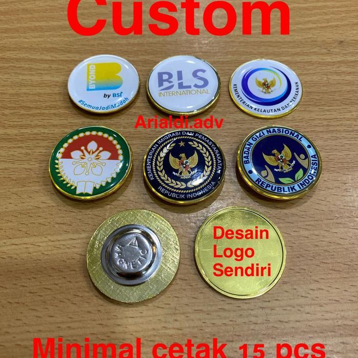 pin logo custom kuningan tebal dilapis resin magnet pin custom logo sendiri