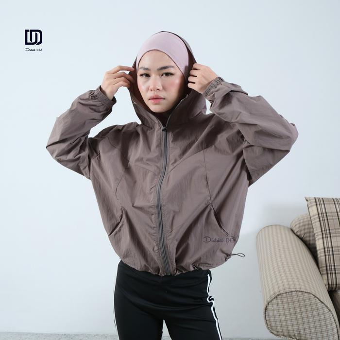 DISTRICT DEA - DD Sport Jacket Parasut / jaket parasut / jaket sport wanita / jaket olahraga