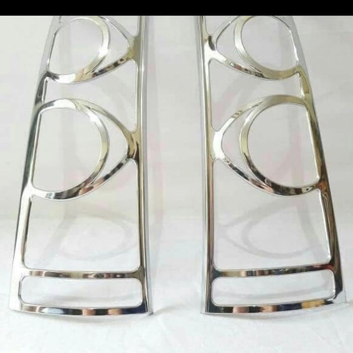 Garnish List Cover Lampu Belakang Avanza/Xenia Vvti 2007-2010